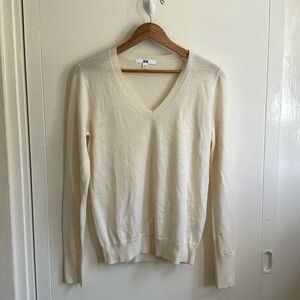 Uniqlo Cream Merino Wool Sweater